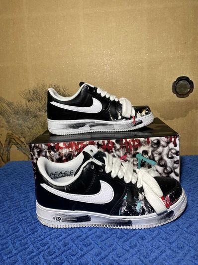 PEACEMINUSONE × Nike Air Force 1 Low Para Noise "Black" / G-DRAGON