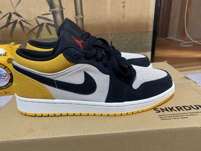 Nike Air Jordan 1 Low "Sail University Gold Black"