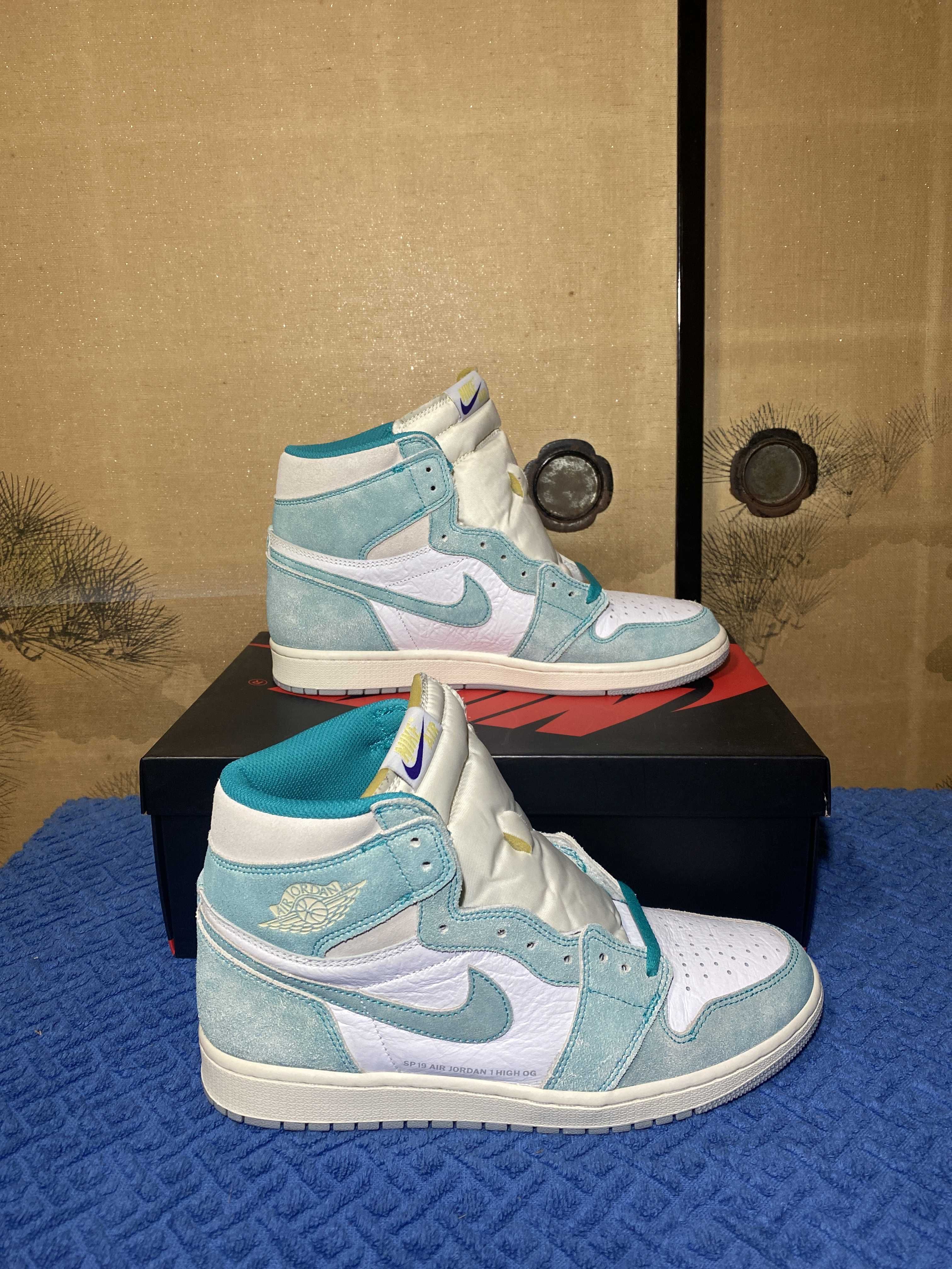 Nike Air Jordan 1 Retro High OG "Turbo Green"