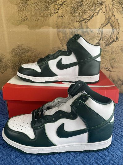 Nike Dunk High "Spartan Green"