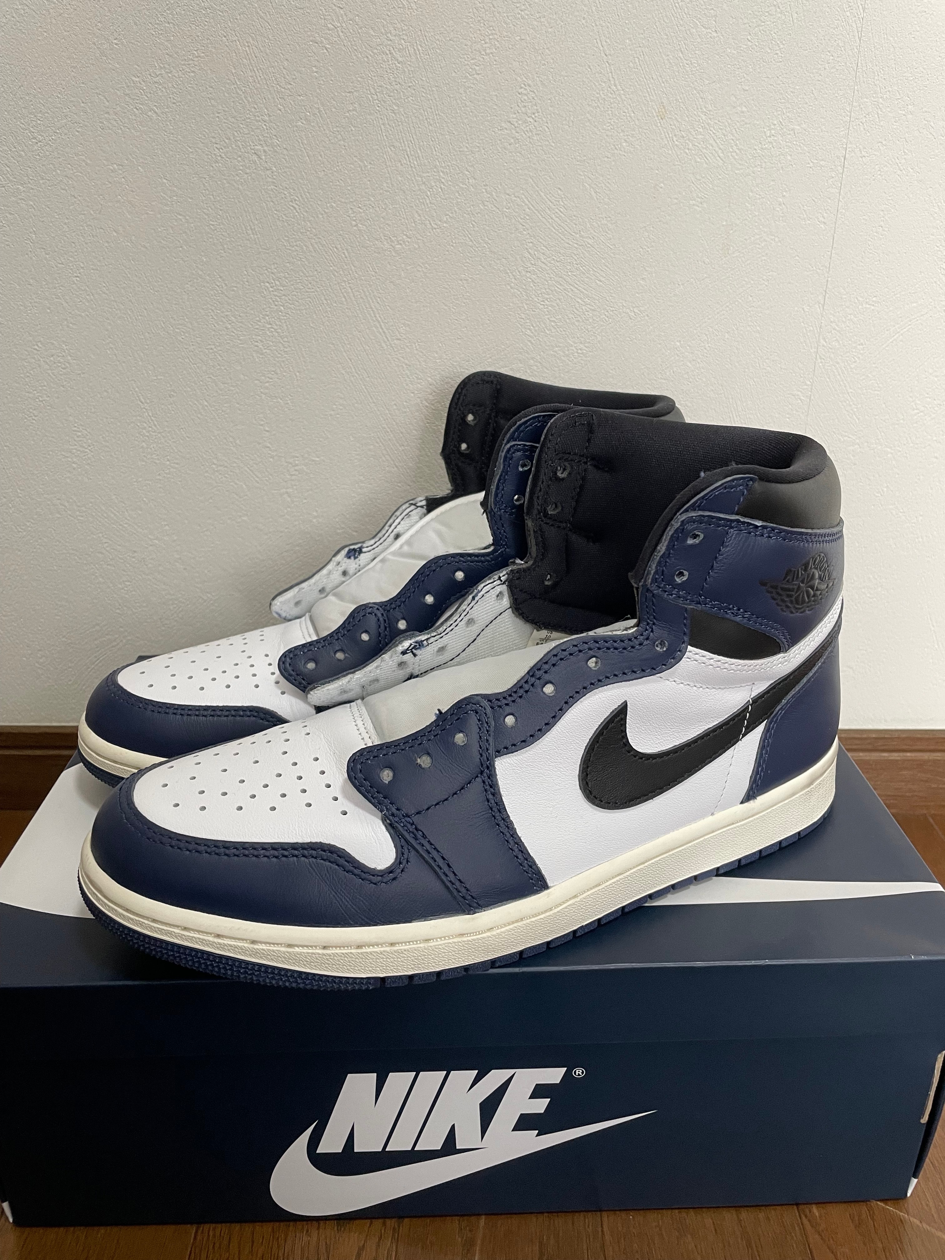 Nike Air Jordan 1 Retro High OG "Midnight Navy"
