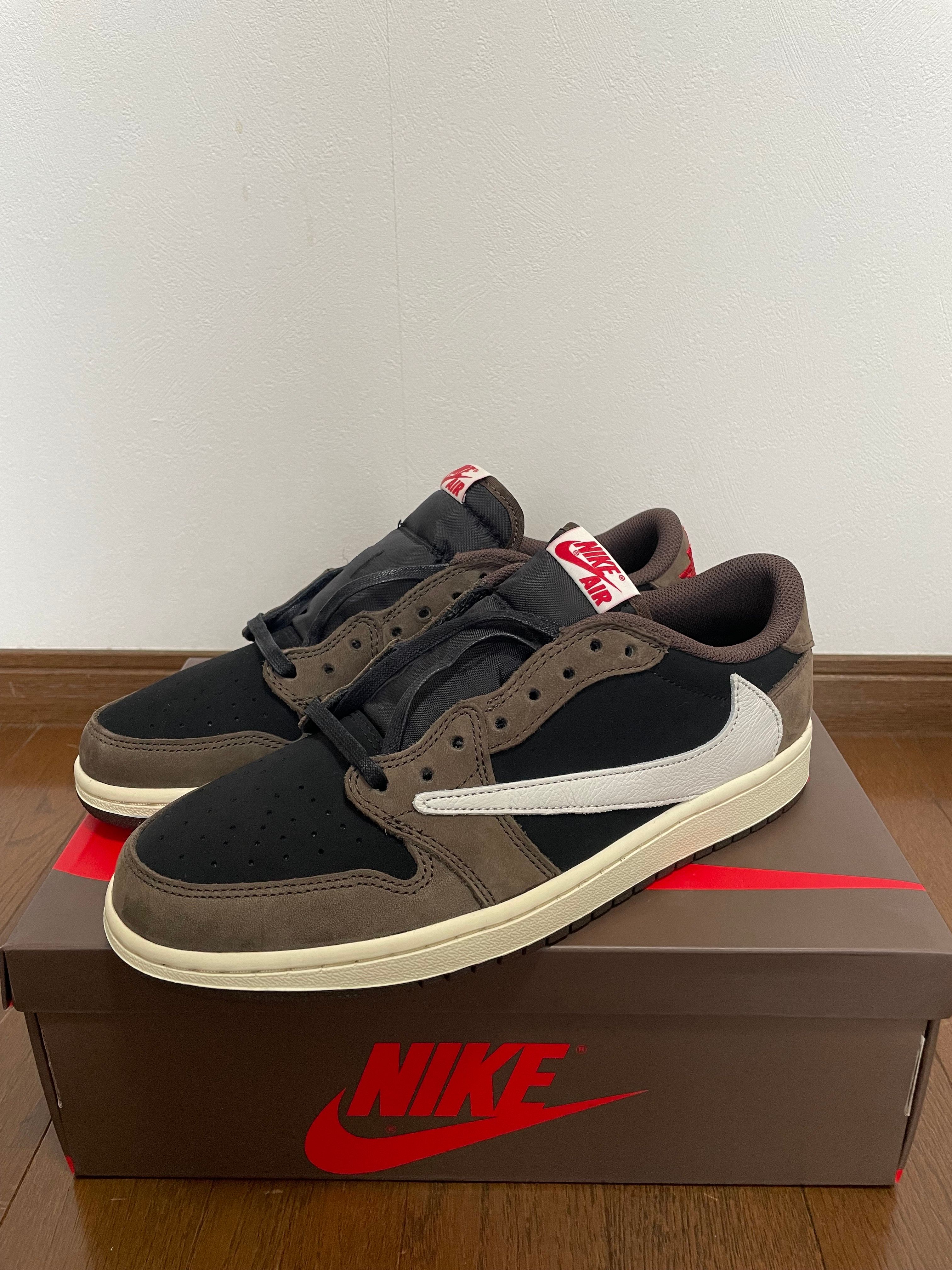 Travis Scott × Nike Air Jordan 1 Low OG SP-T  "Black/Dark Mocha"