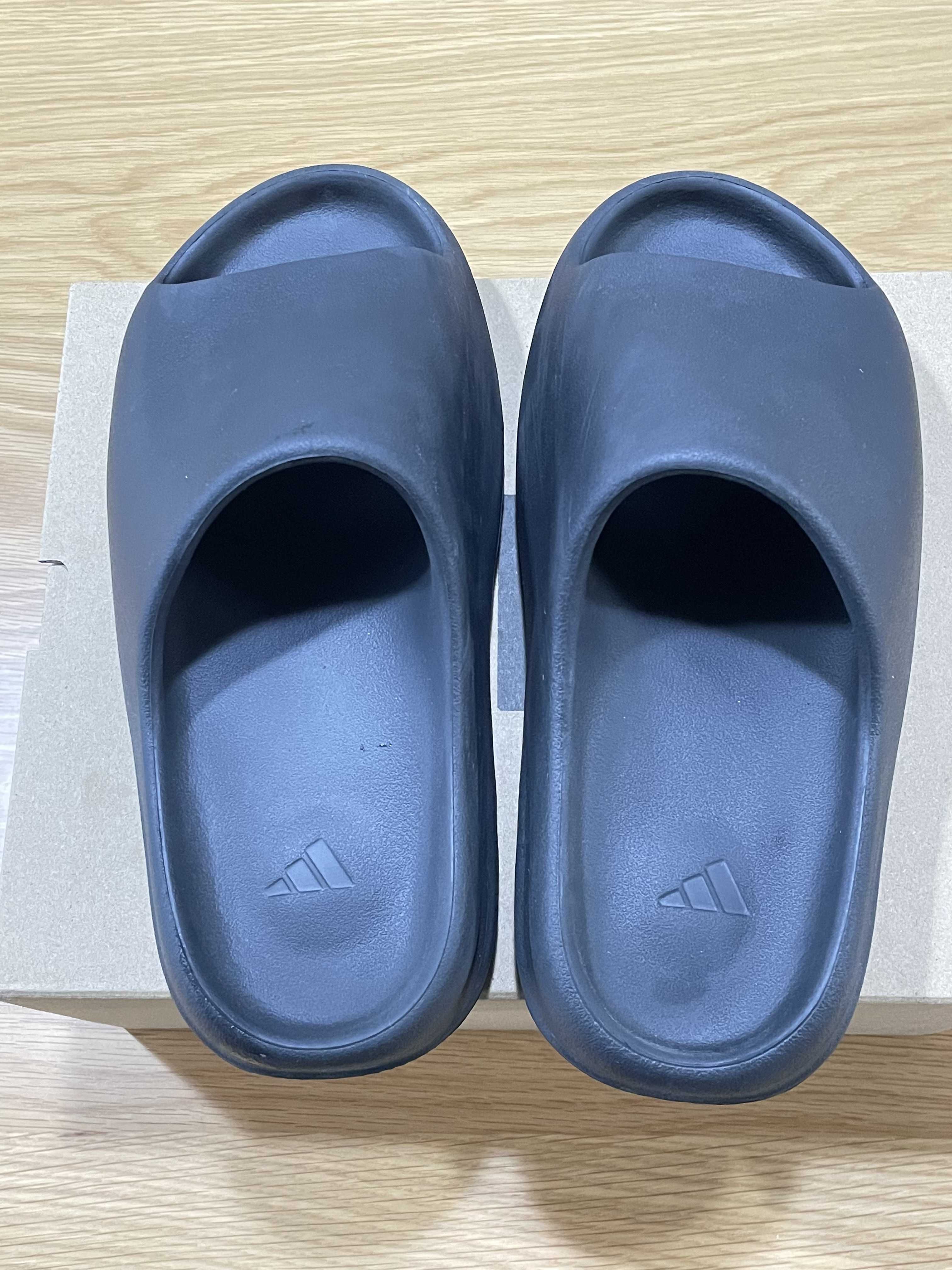 adidas YEEZY Slide "Onyx"