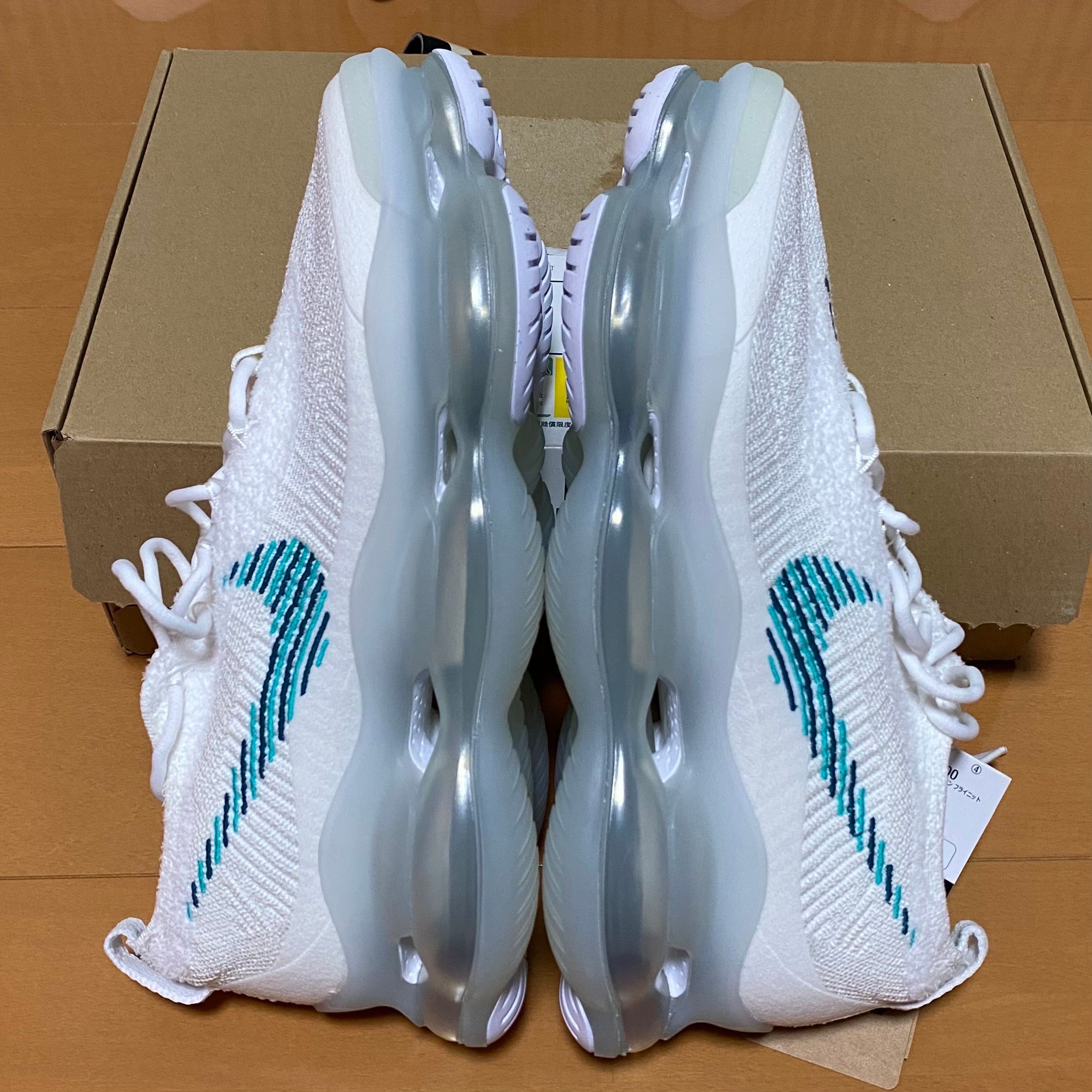 Nike Air Max Scorpion Flyknit "White and Geode Teal"