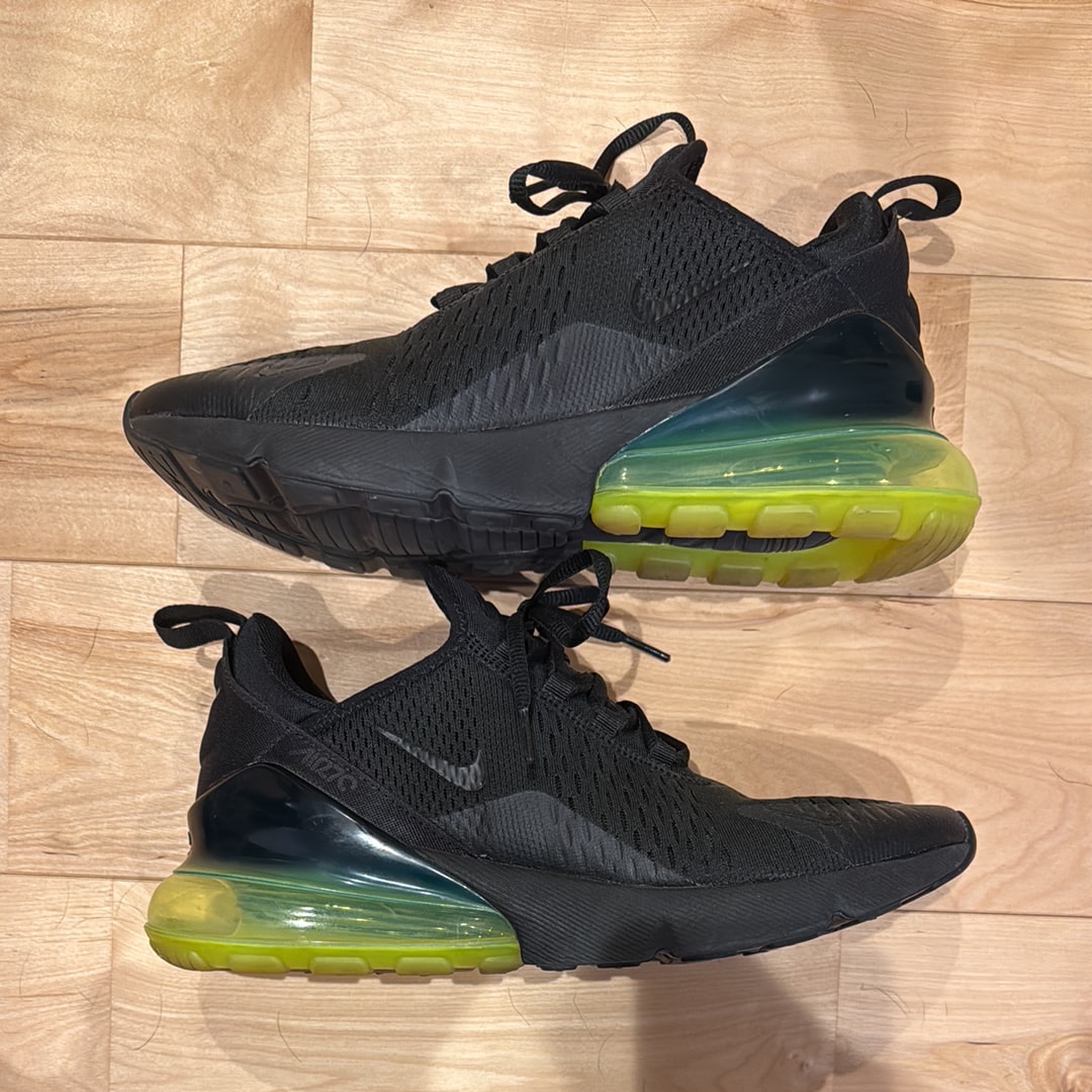 エアマックス270(AIR MAX 270)/ナイキ 人気の新作を安心売買