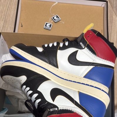 fragment design × UNION × Nike Air Jordan 1 High OG "Black/Varsity Red"