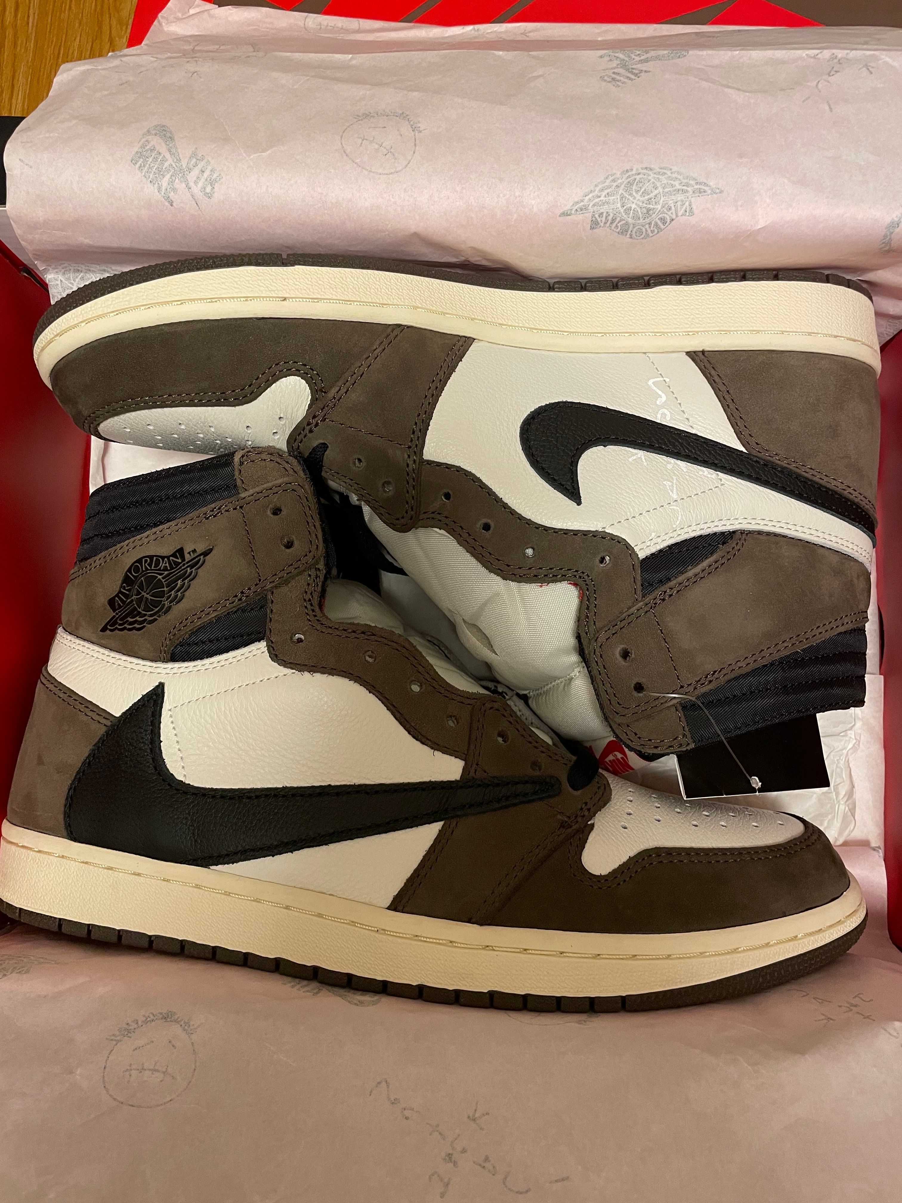 Travis Scott × Nike Air Jordan 1 Retro High OG TS SP "Sail/Dark Mocha"