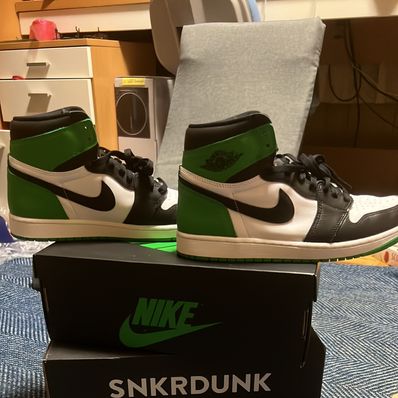 Nike Air Jordan 1 Retro High OG "Celtics/Black and Lucky Green" (2023)