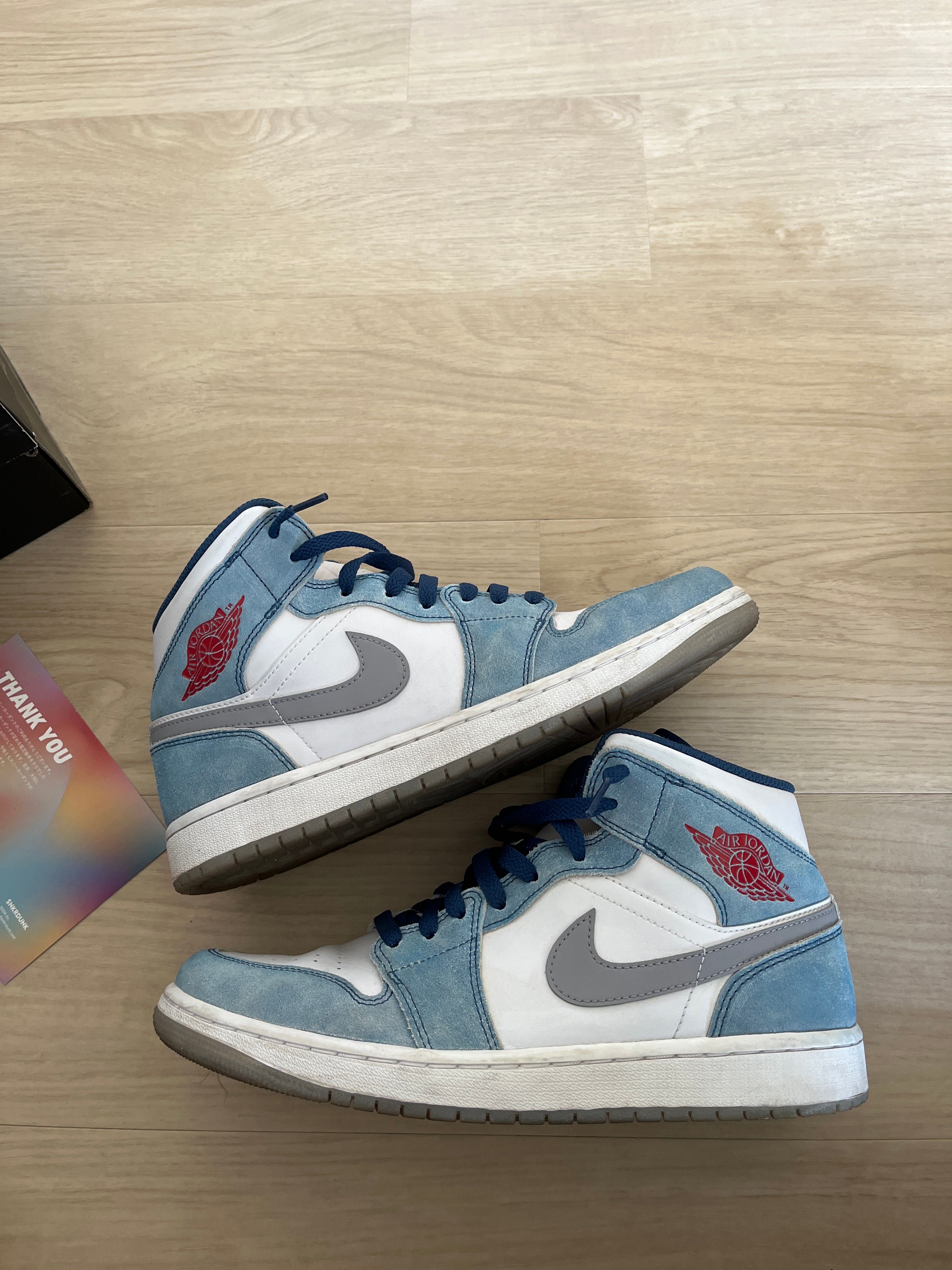 Nike Air Jordan 1 Mid SE "White/Hyper Royal/Red"