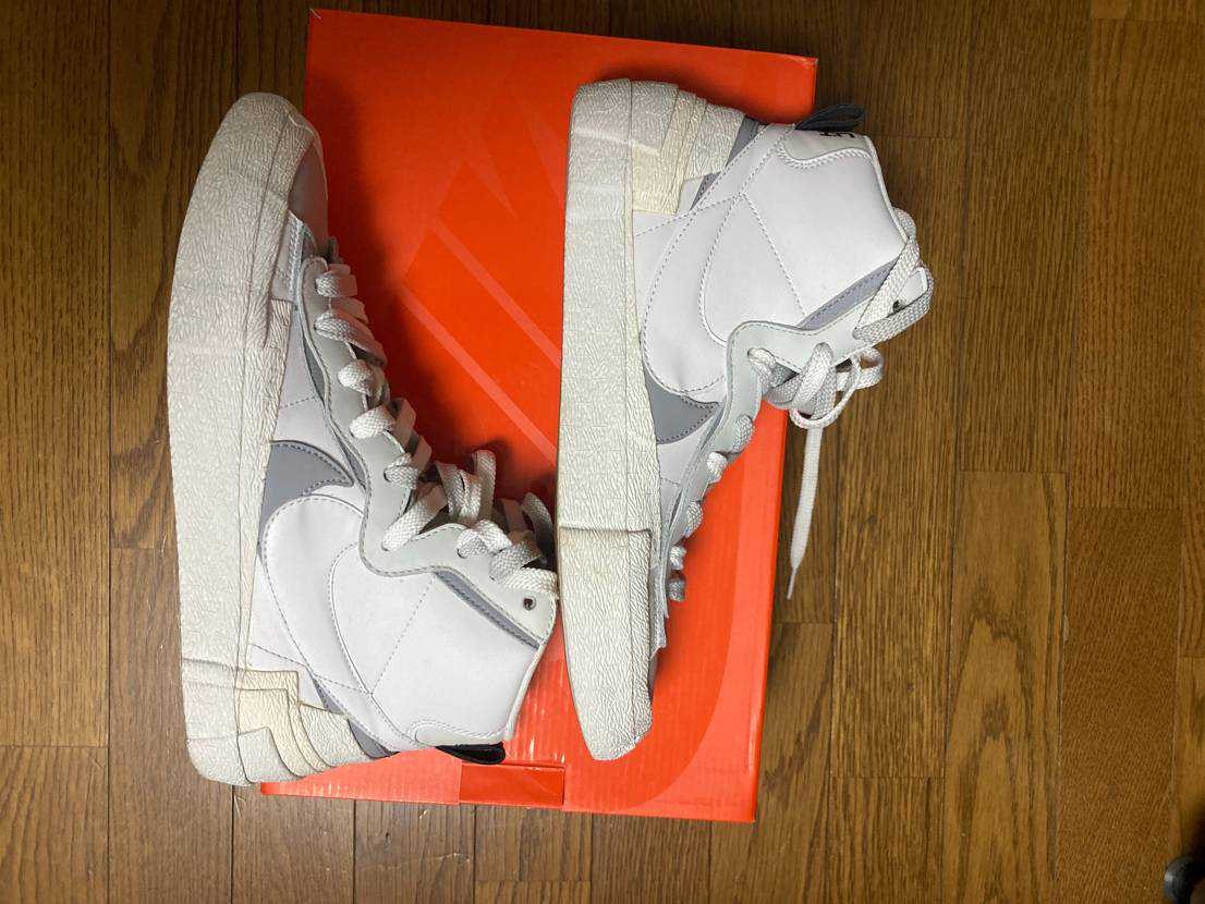 sacai × NIKE BLAZER MID "WHITE/WOLF GREY"