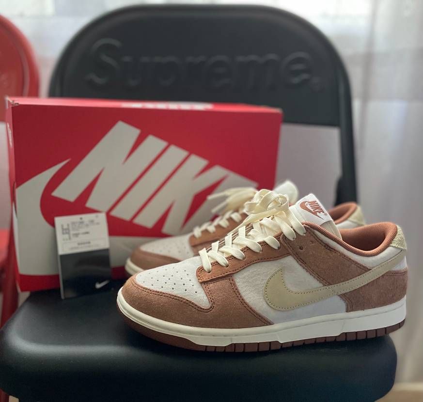 Nike Dunk Low PRM "Medium Curry"