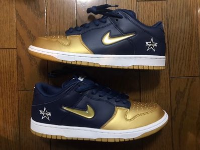 Supreme × Nike SB Dunk Low OG QS "Metallic Gold/Navy"