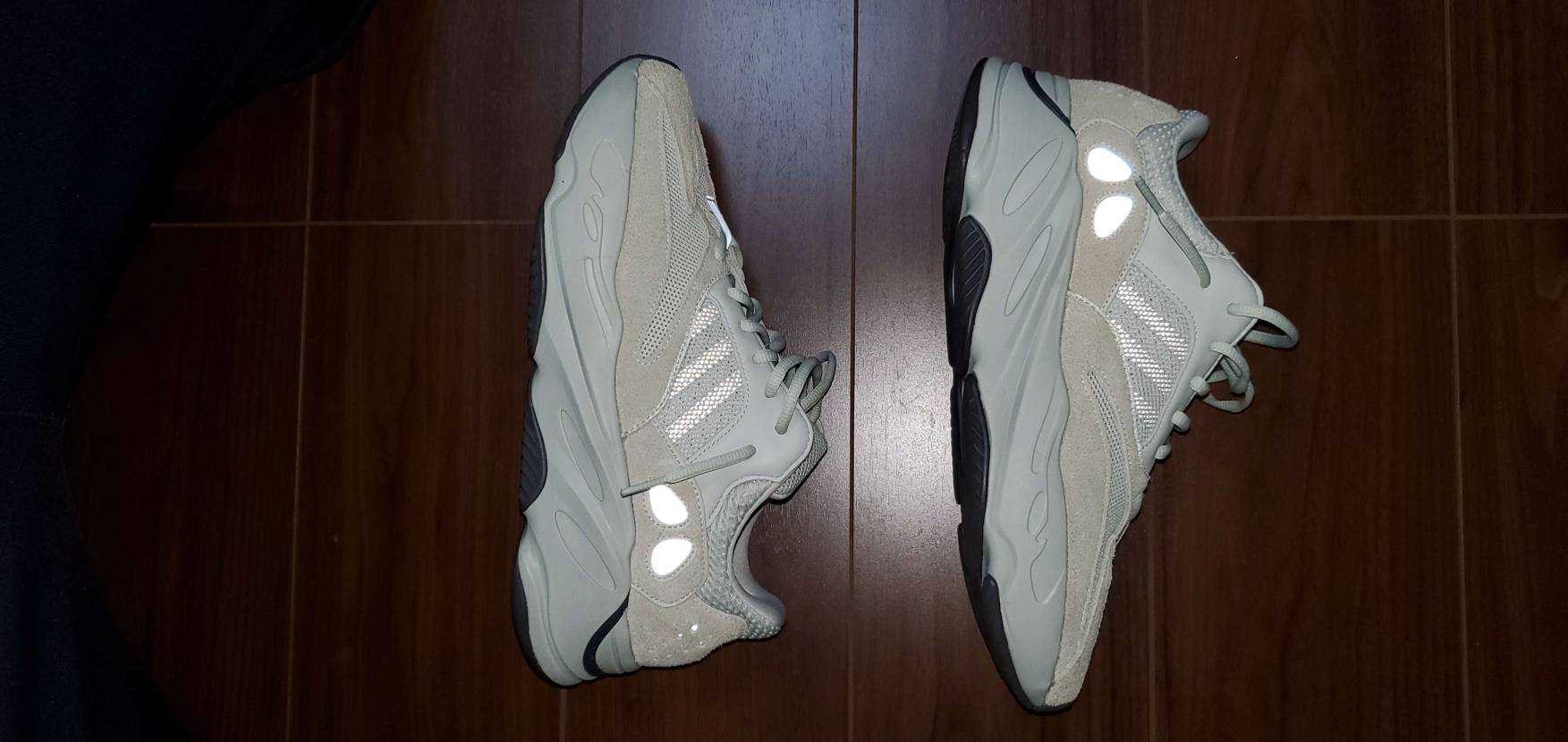 adidas YEEZY Boost 700 "Salt"