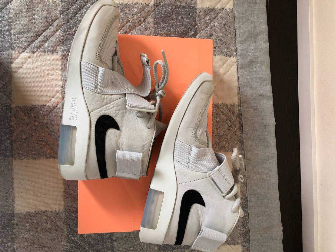 Fear Of God × Nike Air  Raid "Light Bone"