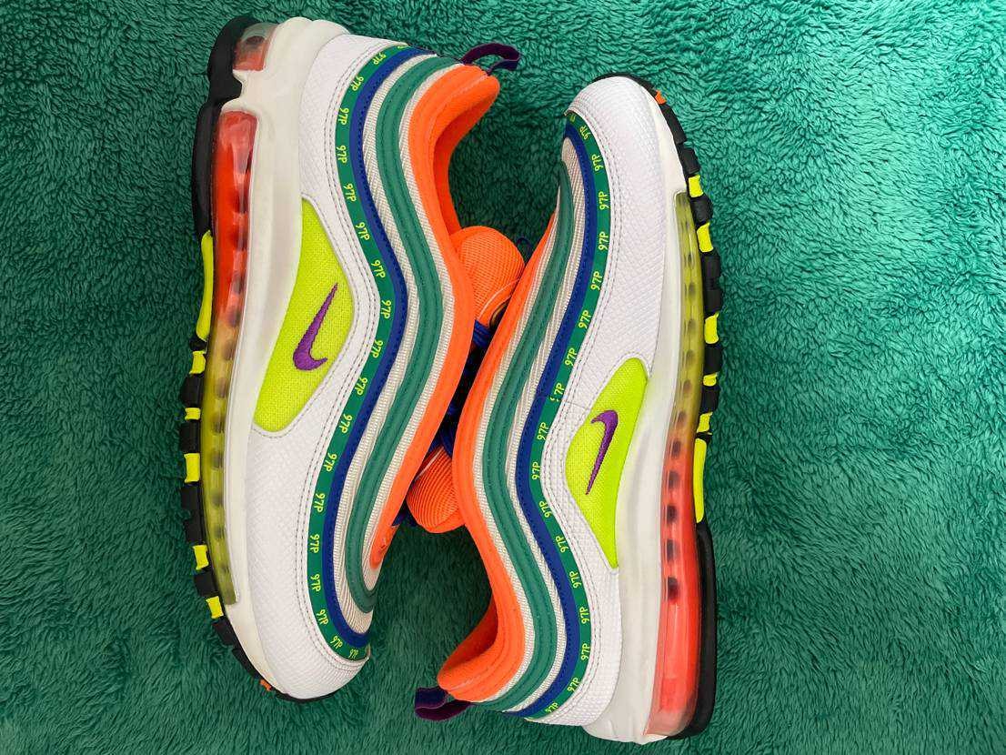 Nike Air Max On-Air "London"