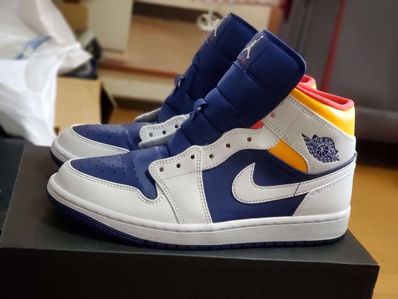 NIKE AIR JORDAN 1 MID "WHITE/NAVY/YELLOW"