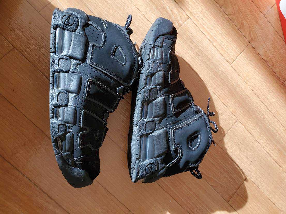 NIKE AIR MORE UPTEMPO BLACK