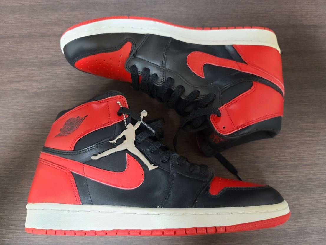 Nike Air Jordan 1 Retro High "Black Varsity Red/Bred"(2001)
