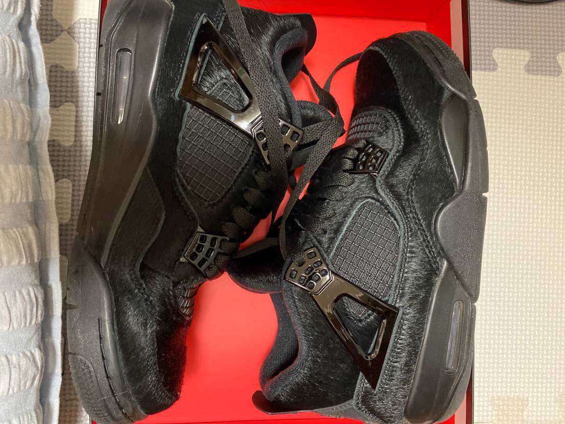 Olivia Kim × Nike Women's Air Jordan 4 "Black Cat"