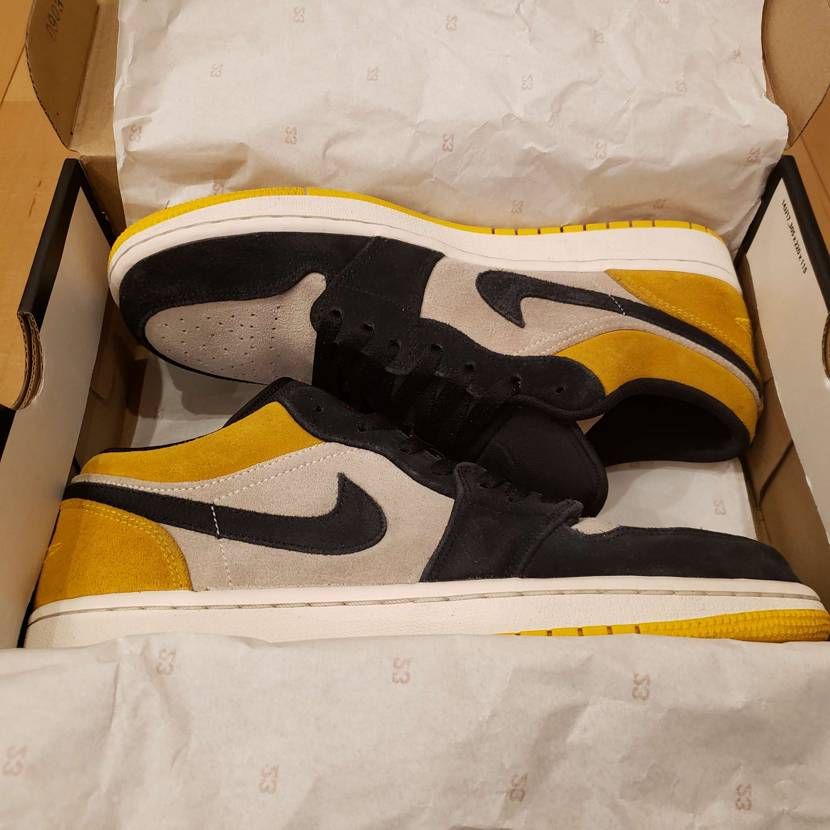 Nike Air Jordan 1 Low "Sail University Gold Black"