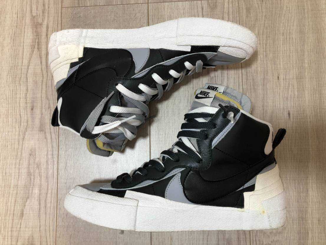 sacai × NIKE BLAZER MID "BLACK/WOLF GREY/WHITE"