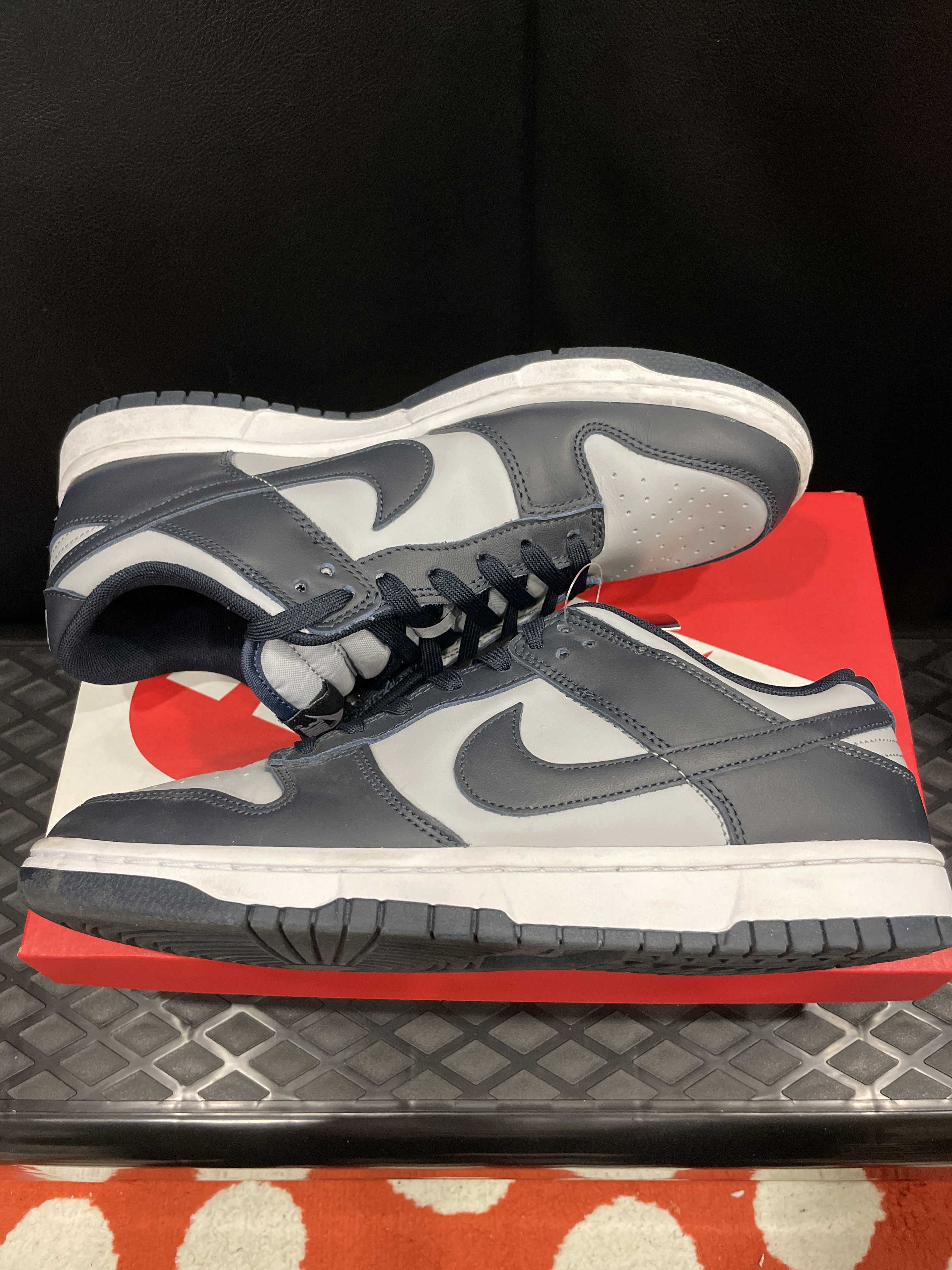 Nike Dunk Low "Championship Grey"