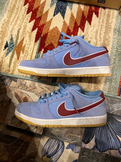 Nike SB Dunk Low Pro "Philadelphia Phillies/Valor Blue and Team Maroon"
