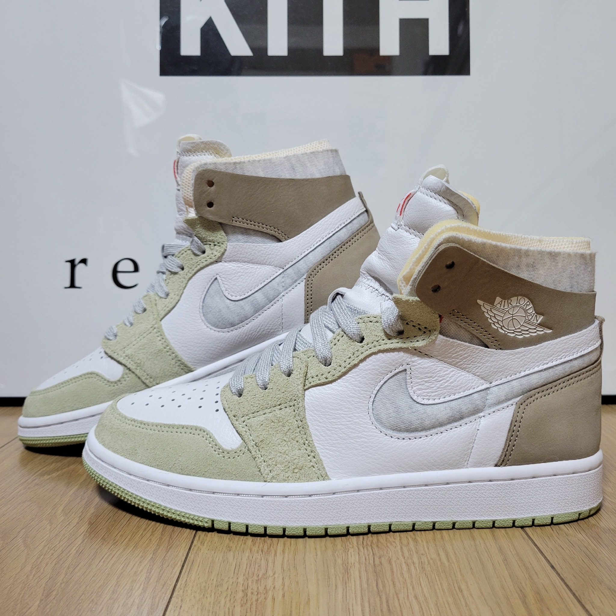 Nike Women's Air Jordan 1 High Zoom Air Comfort "Olive Aura"