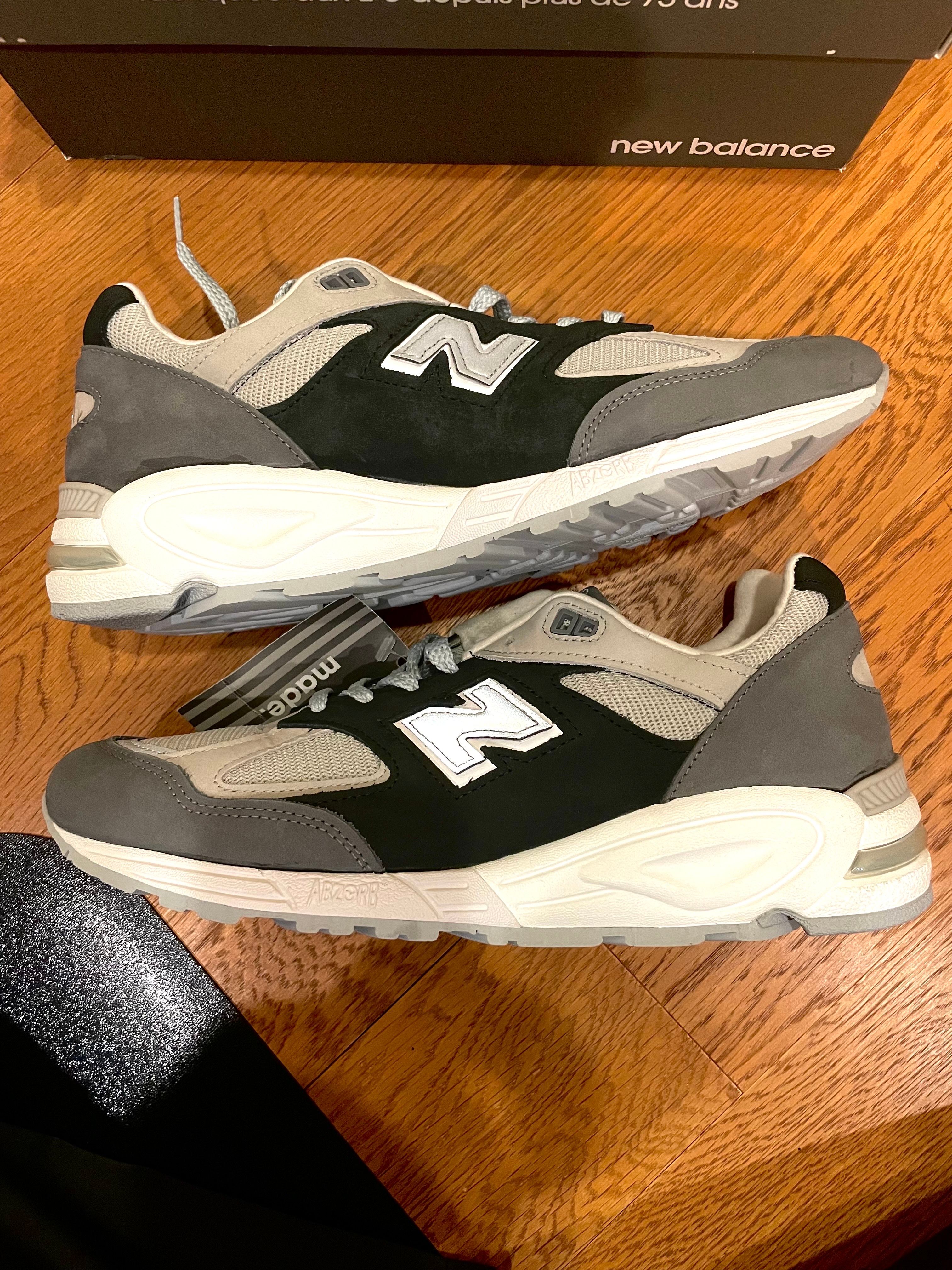 New Balance 990V2 "Silver Mink"