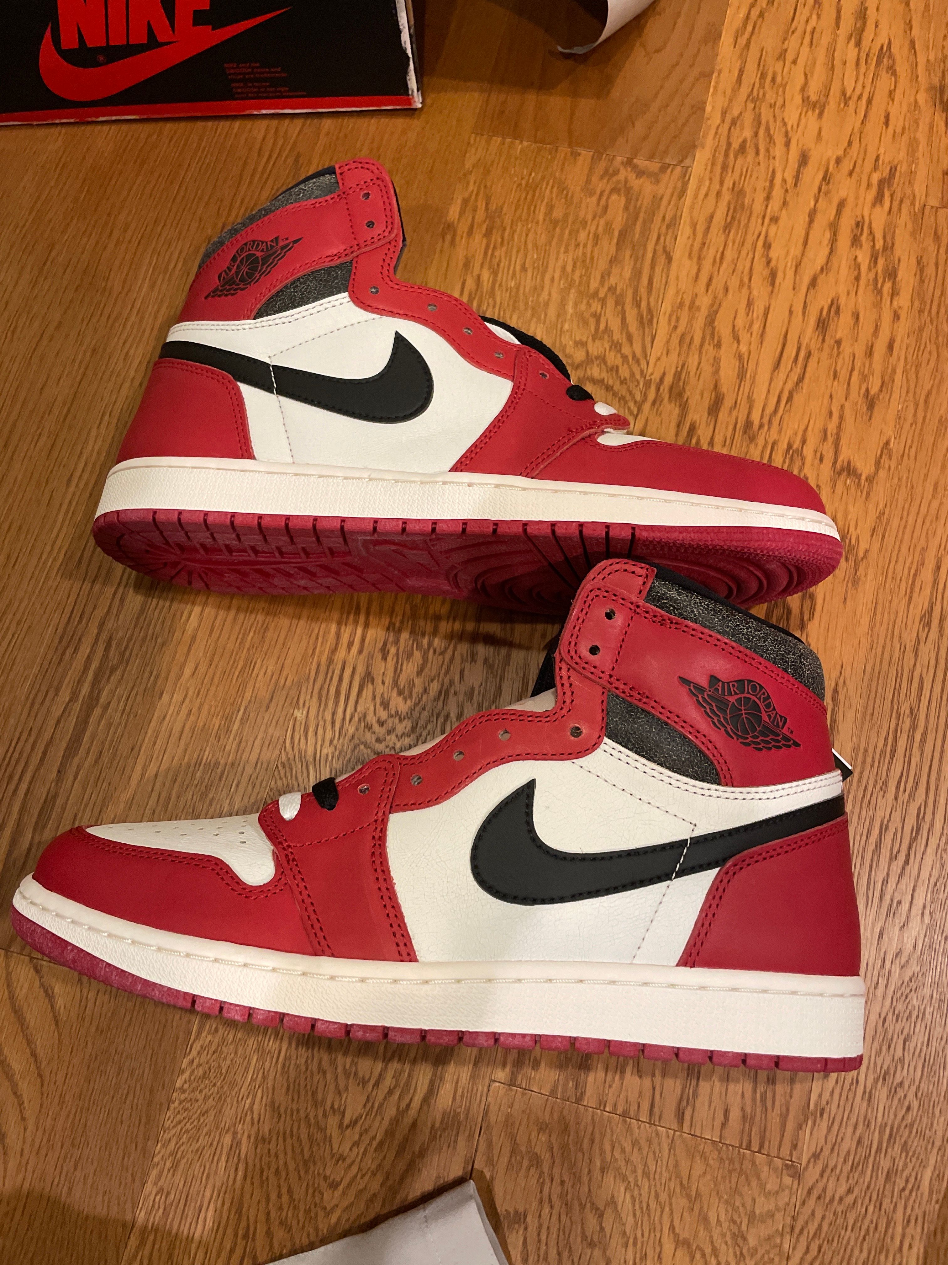 Nike Air Jordan 1 High OG "Lost & Found/Chicago"