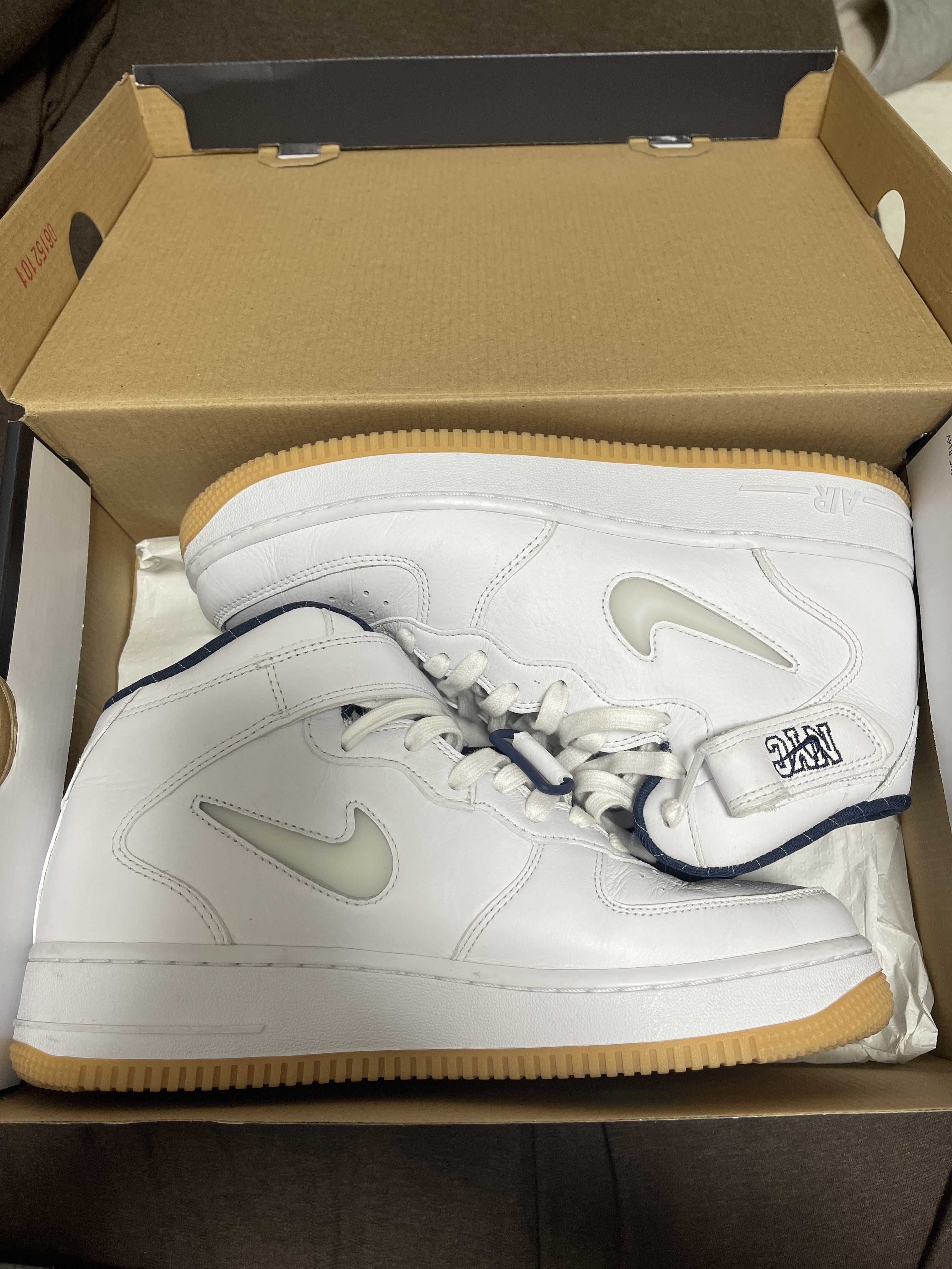 Nike Air Force 1 Mid NYC "White"