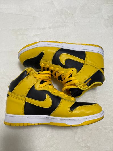 Nike Dunk High "Black/Varsity Maize"