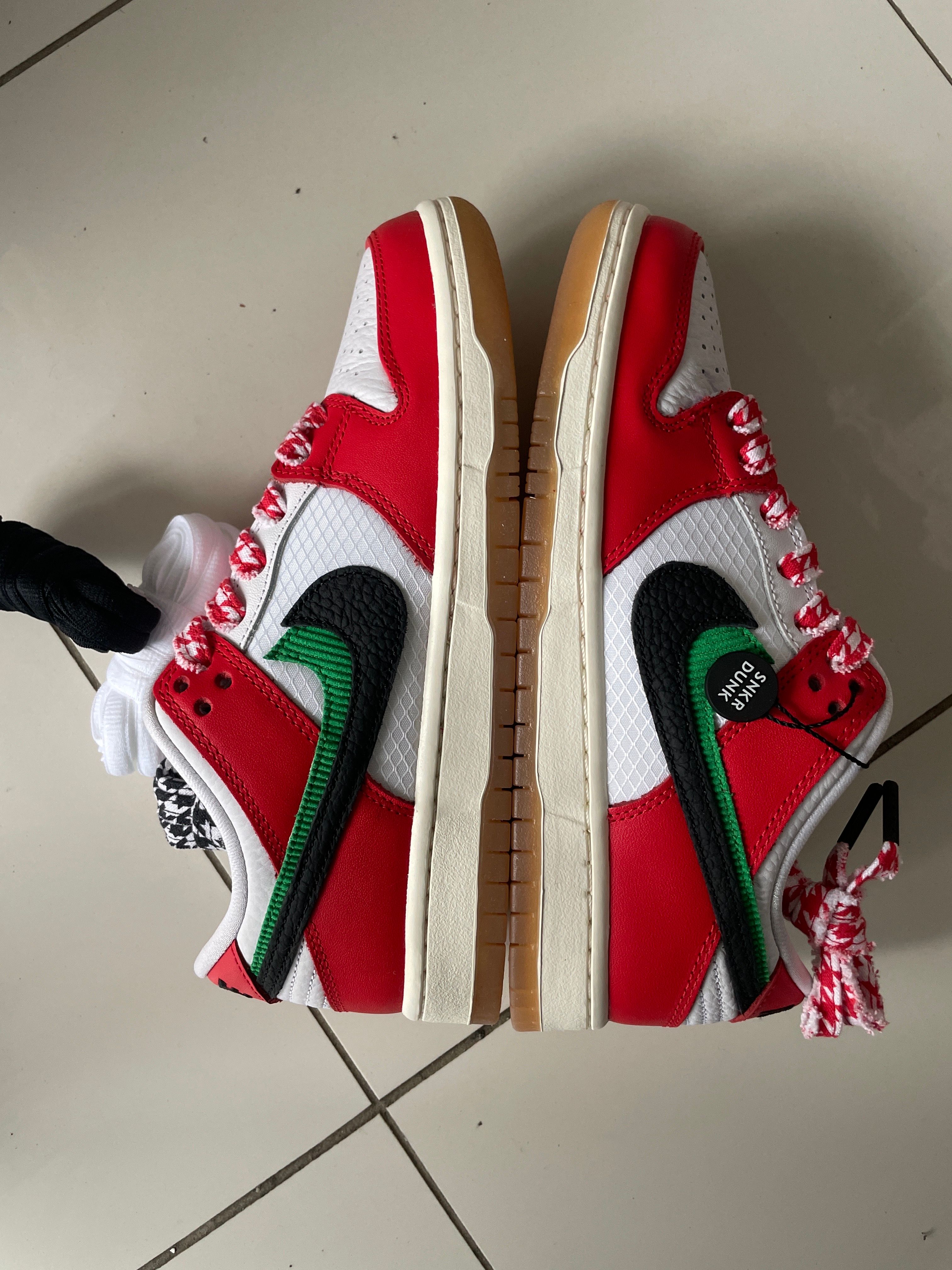 Frame Skate x Nike SB Dunk Low "Habibi"