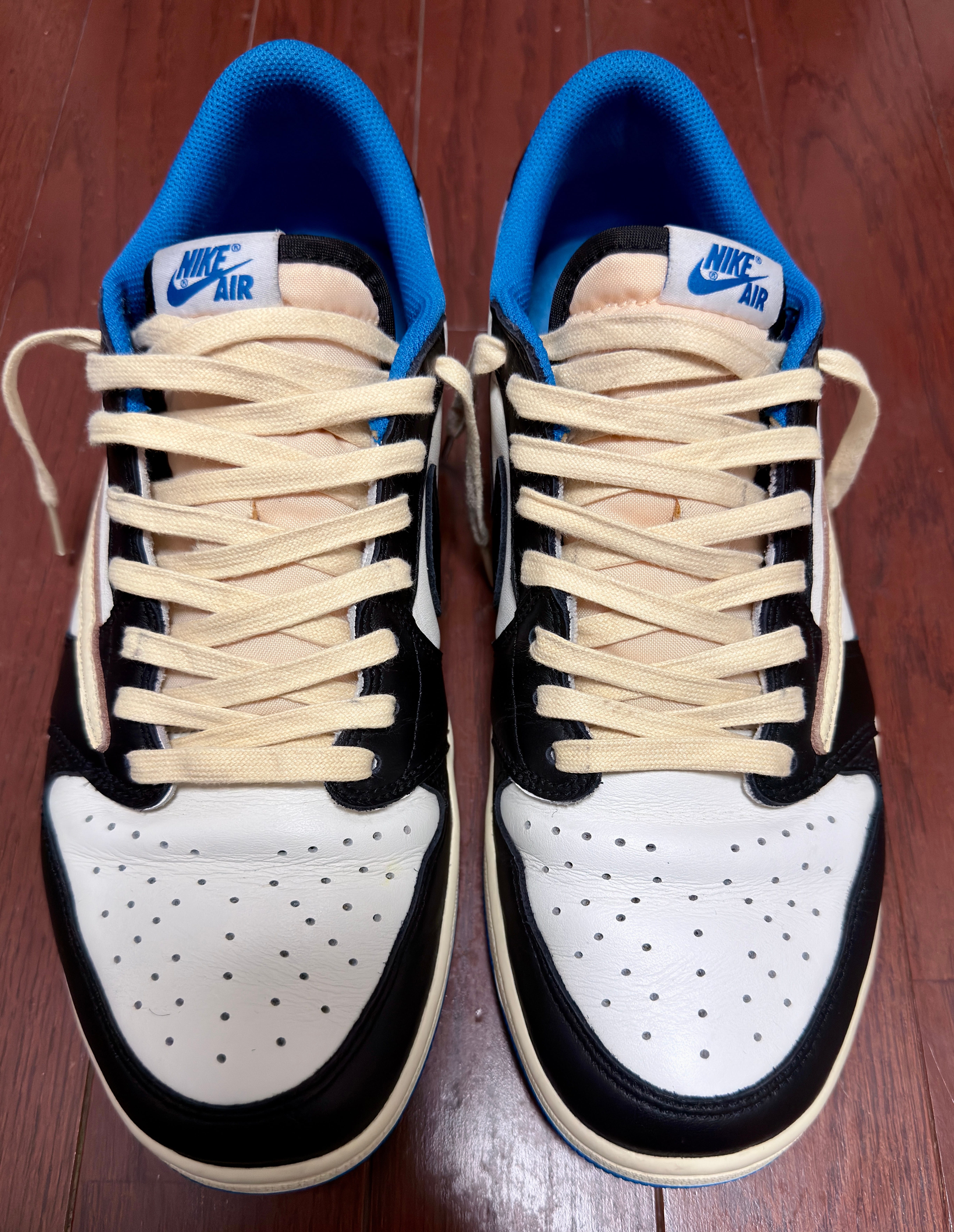 Travis Scott × fragment design × Nike Air Jordan 1 Low OG SP "Military Blue"