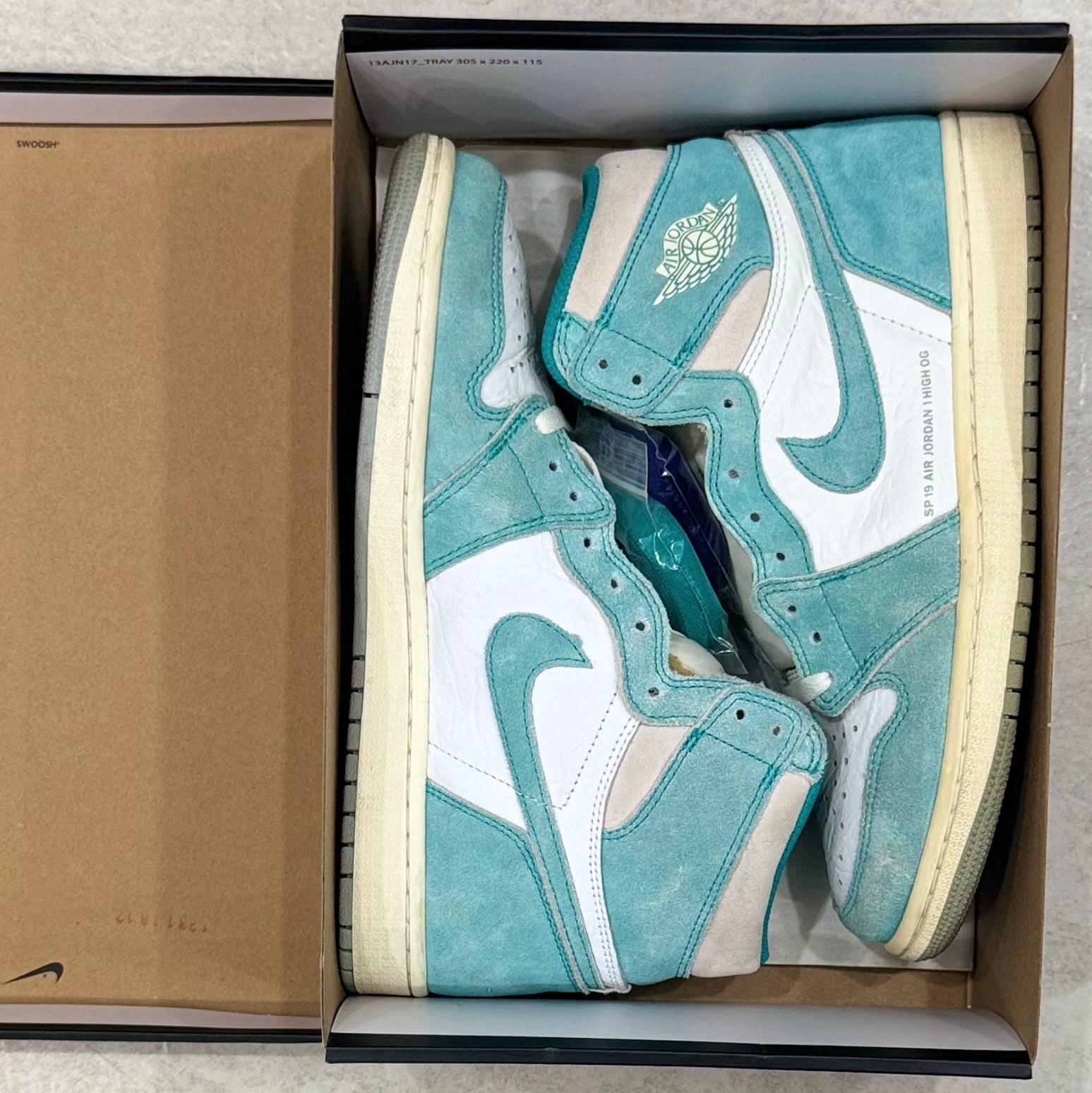 Nike Air Jordan 1 Retro High OG "Turbo Green"