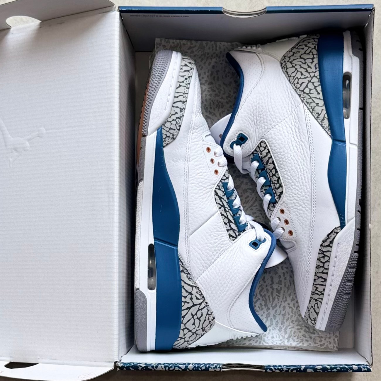 Nike Air Jordan 3 Retro "True Blue and Copper"
