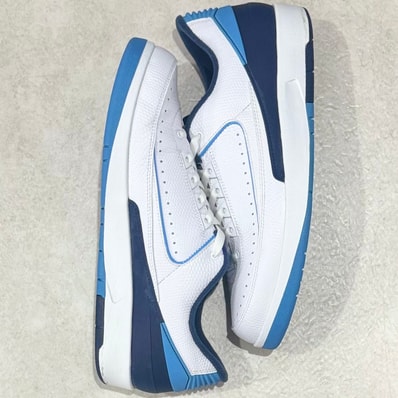 Nike Air Jordan 2 Retro Low "UNC" (2016)