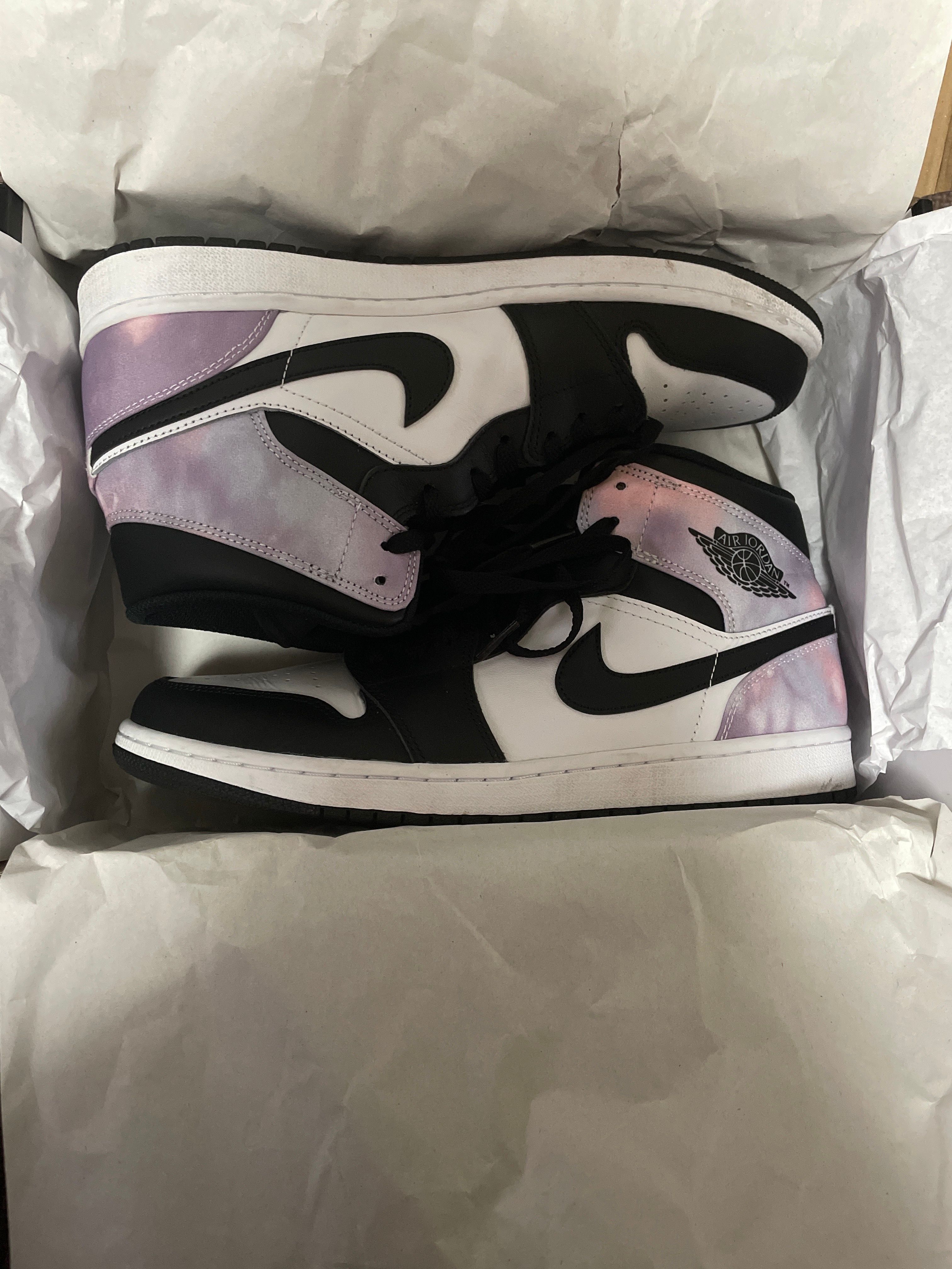 Nike Air Jordan 1 Mid SE "Tie Dye"