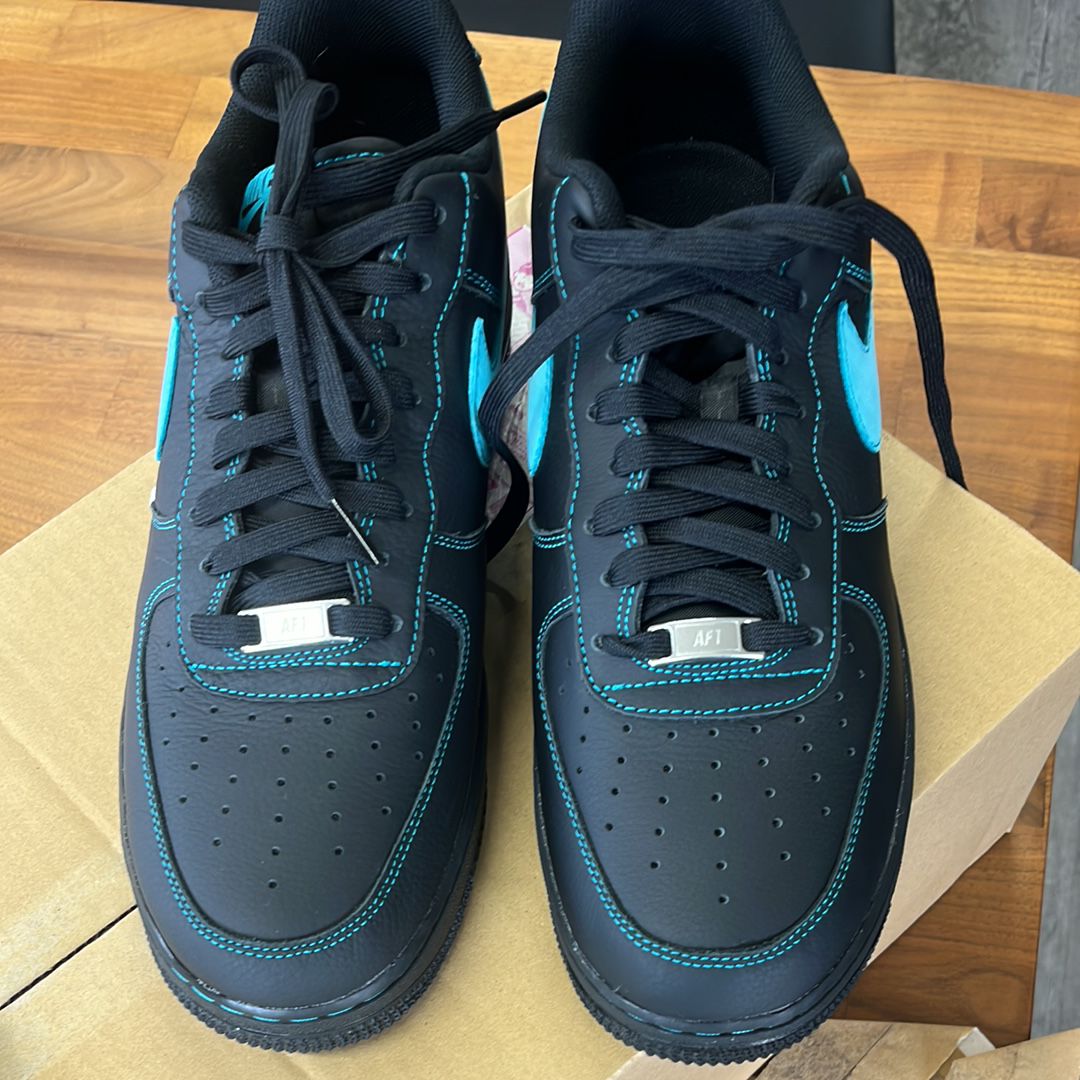 Nike Air Force 1 Low "Black Tiffany"