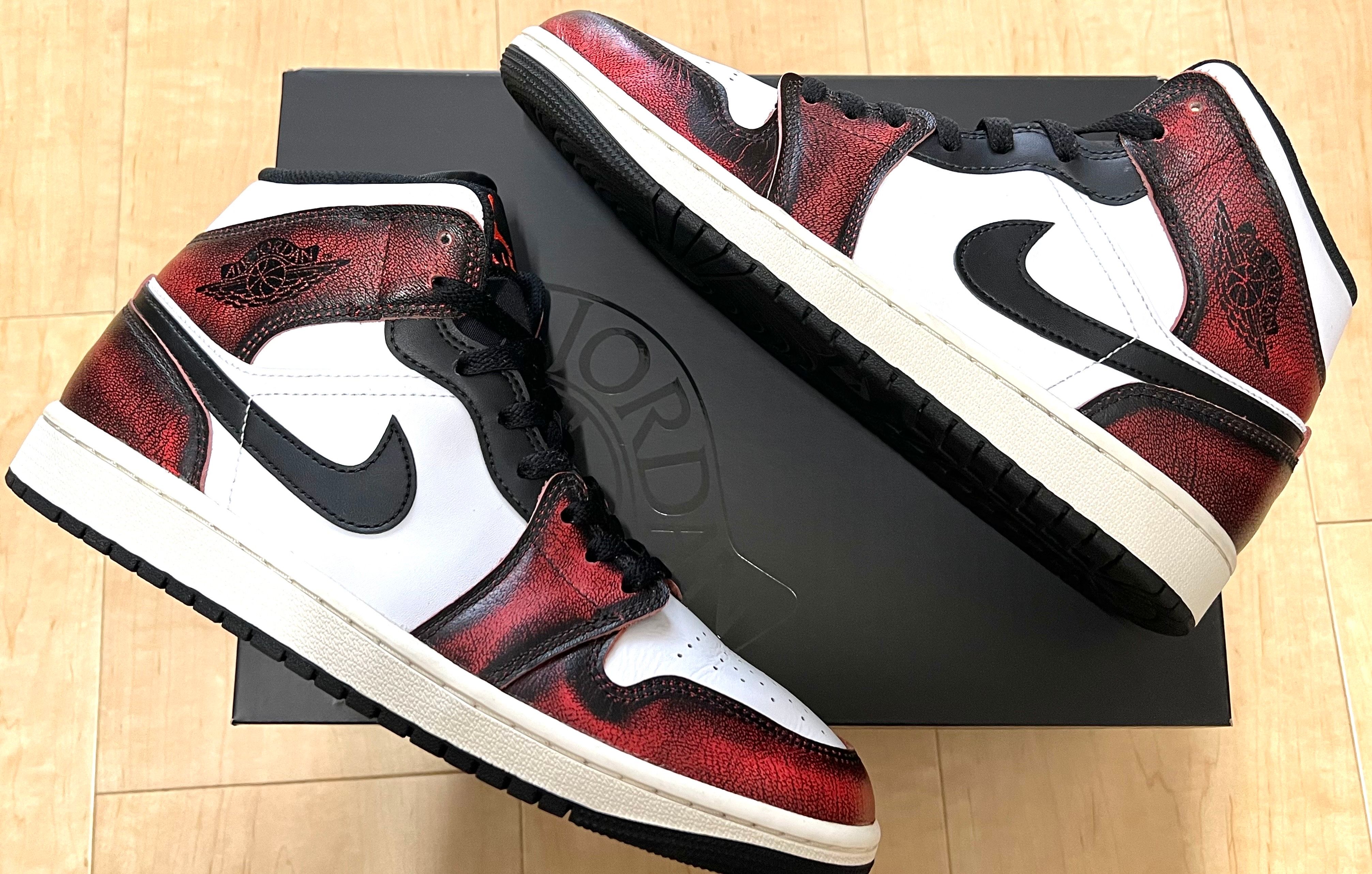Nike Air Jordan 1 Mid "Wear Away"