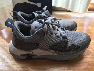 FRAGMENT × JORDAN AIR CADENCE PARTICLE GREY