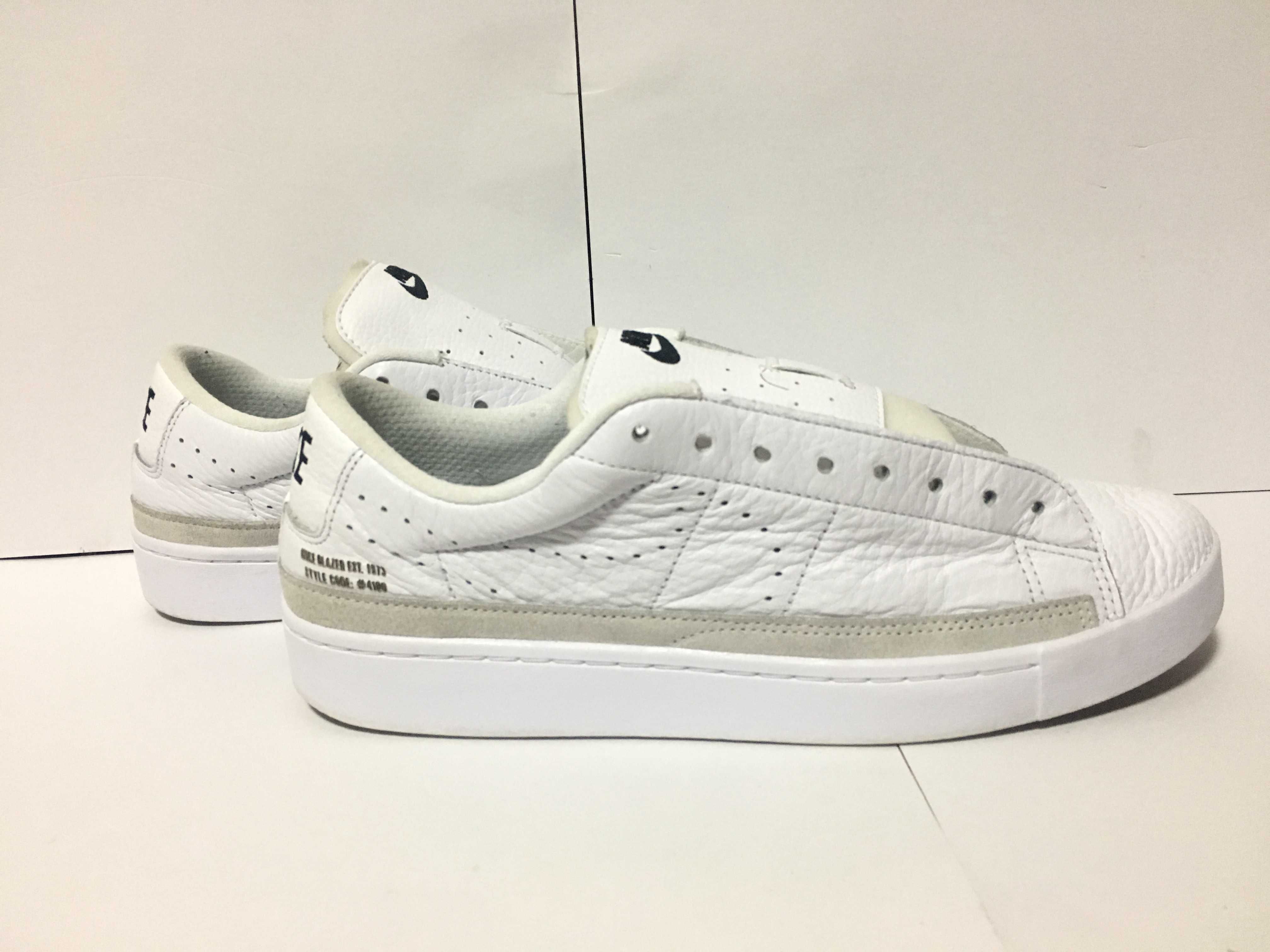 NIKE BLAZER LOW X "WHITE AND GUM"