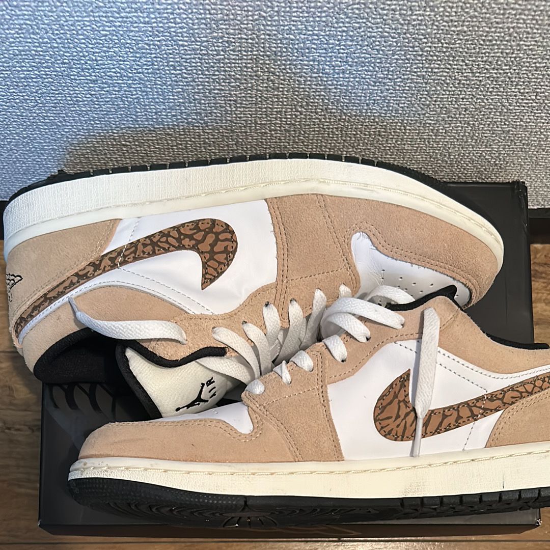 Nike Air Jordan 1 Low SE "Brown Elephant/Safari"