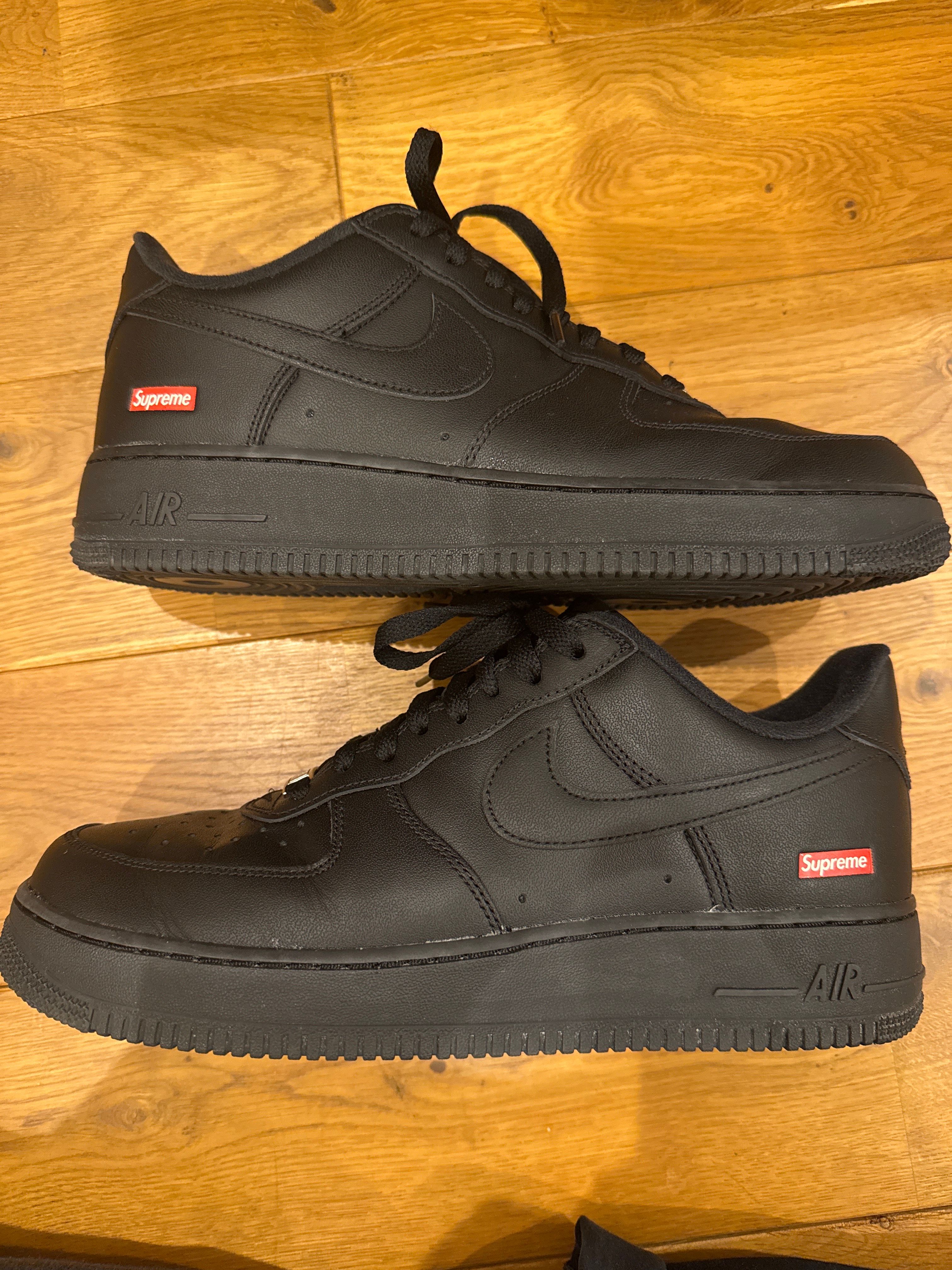 Supreme × Nike Air Force 1 Low "Black"