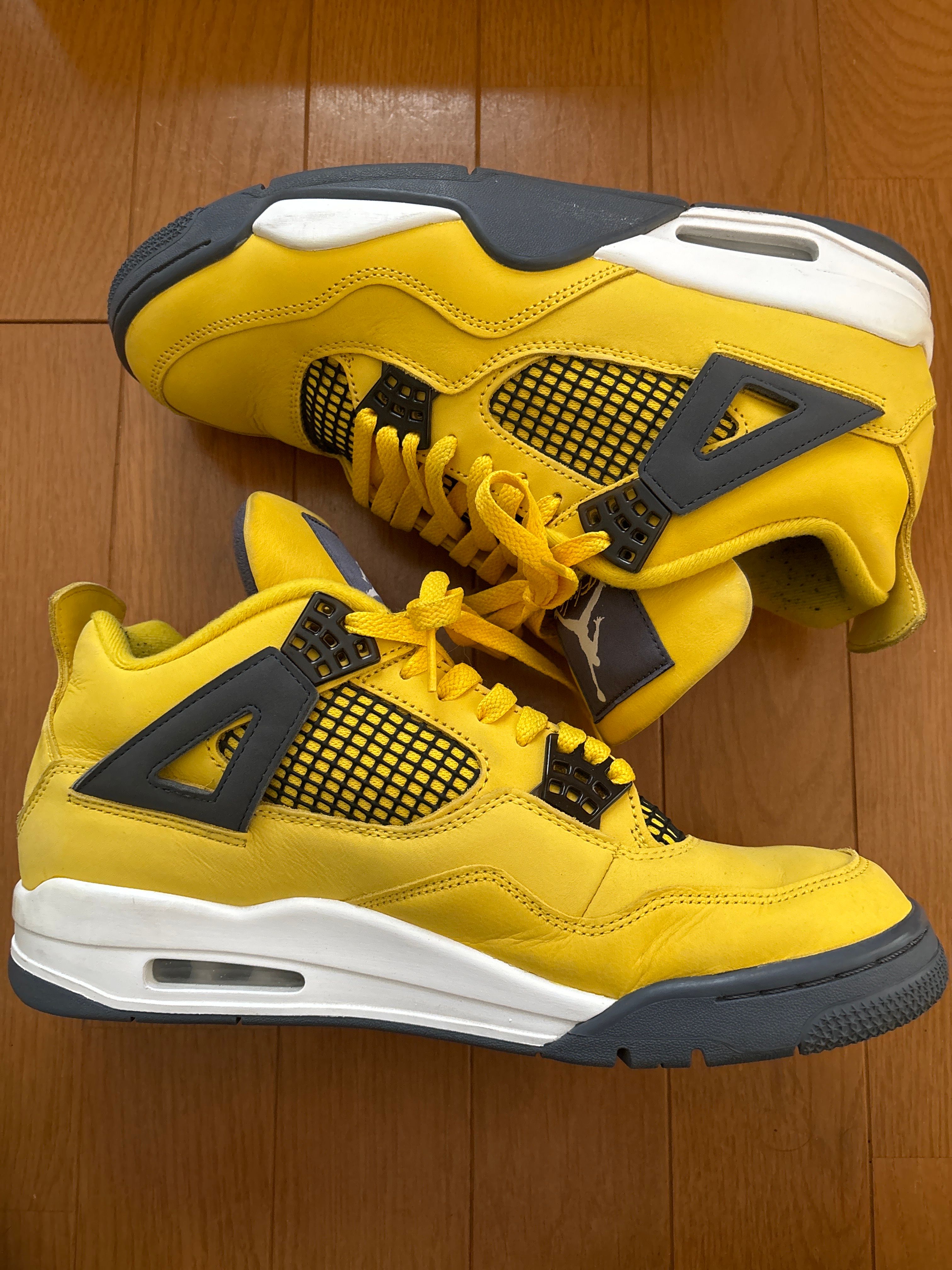Nike Air Jordan 4 "Tour Yellow"