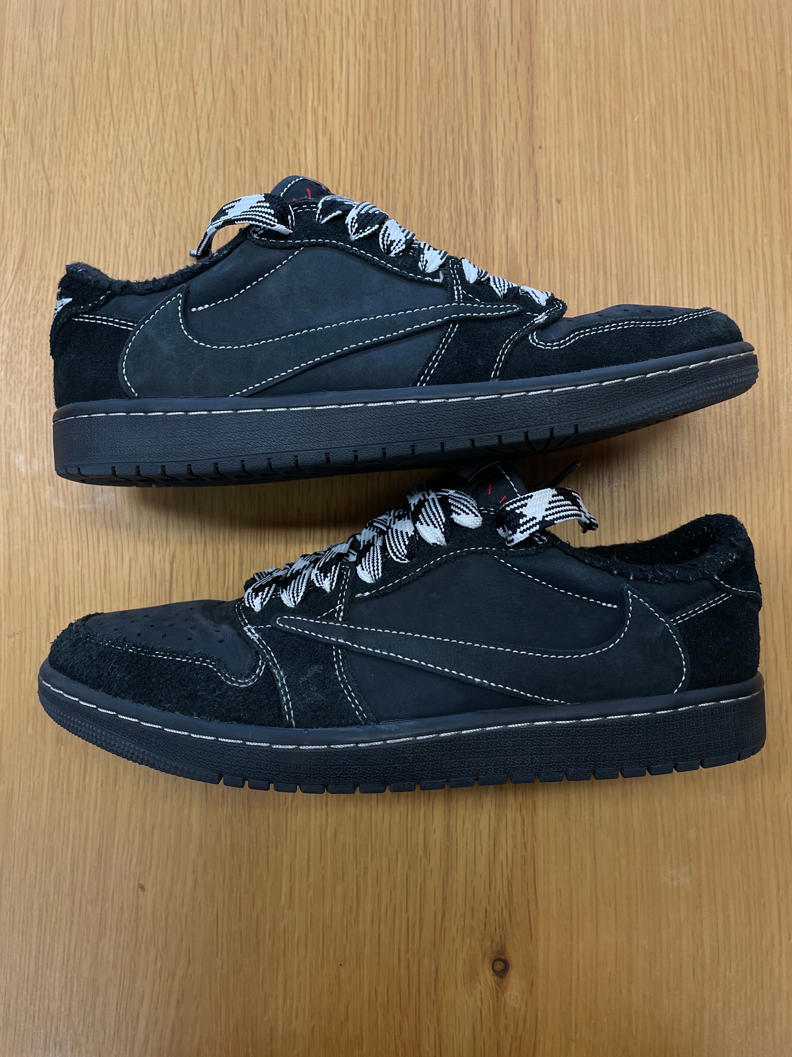 Travis Scott × Nike Air Jordan 1 Low OG SP "Black Phantom"