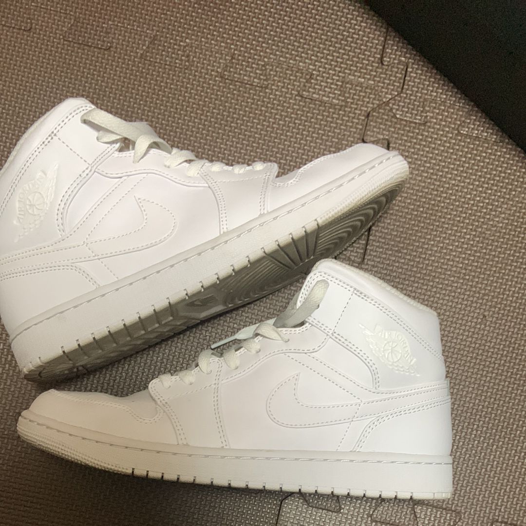 Nike Air Jordan 1 Mid "White/Pure Platinum" (ヒール:JUMPMANロゴなし)