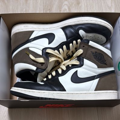 Nike Air Jordan 1 High OG "Sail/Dark Mocha/Black"