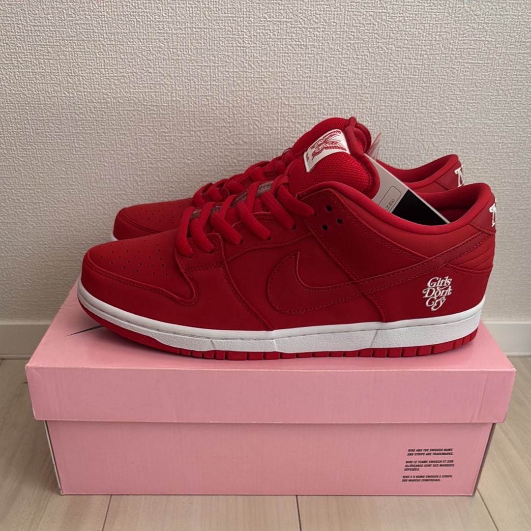 Girls Don't Cry × Nike SB Dunk Low Pro QS "Red" / VERDY