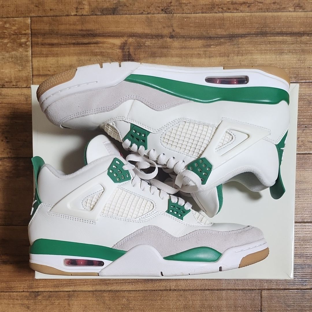 Nike SB × Air Jordan 4 Retro SP "Pine Green"
